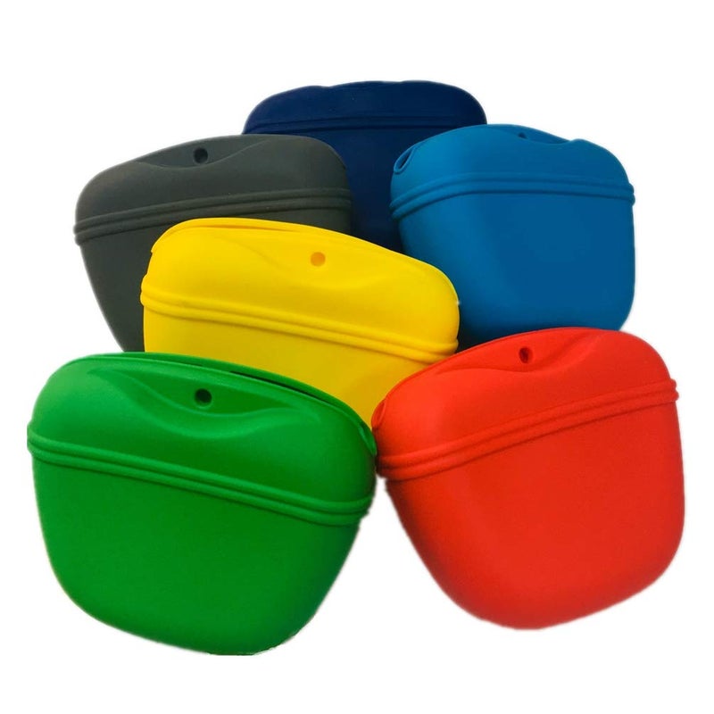 RoyalCare Silicone Dog Treat Pouch-Small Training Bag-Portable Dog Treat Bag for Leash with Magnetic Closure and Waist Clip[US Design Patent] - Image 5
